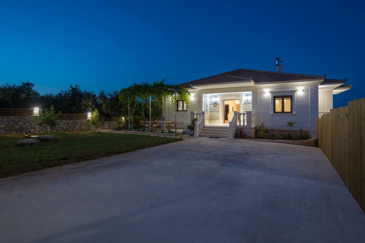 Villa Serenity Agia Marina  Exterior foto